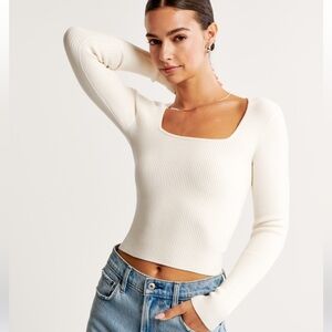 Abercrombie NWOT Long Sleeve
